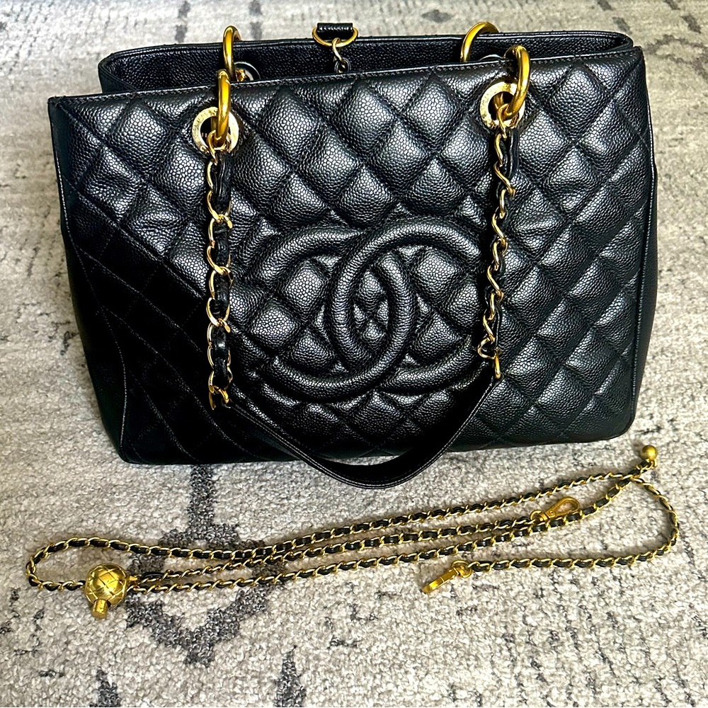 ❌SOLD❌ CHANEL Grand Shopping Tote